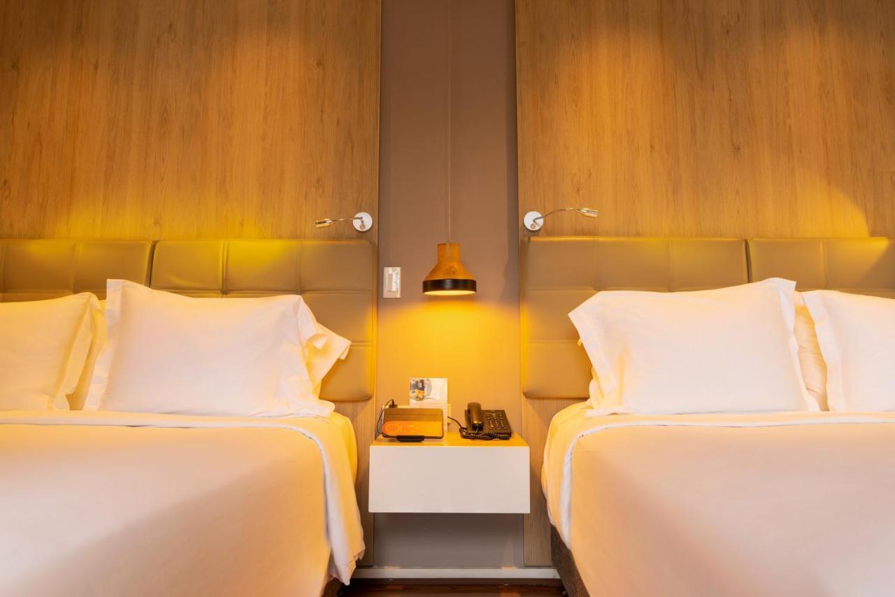Quo Quality Hotel مانيزاليس المظهر الخارجي الصورة A room at the hotel